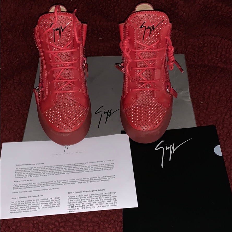 Giuseppe Sneakers